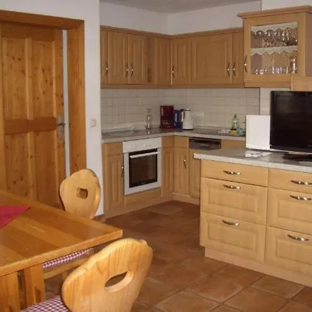 Huberbauernhof Apartment *